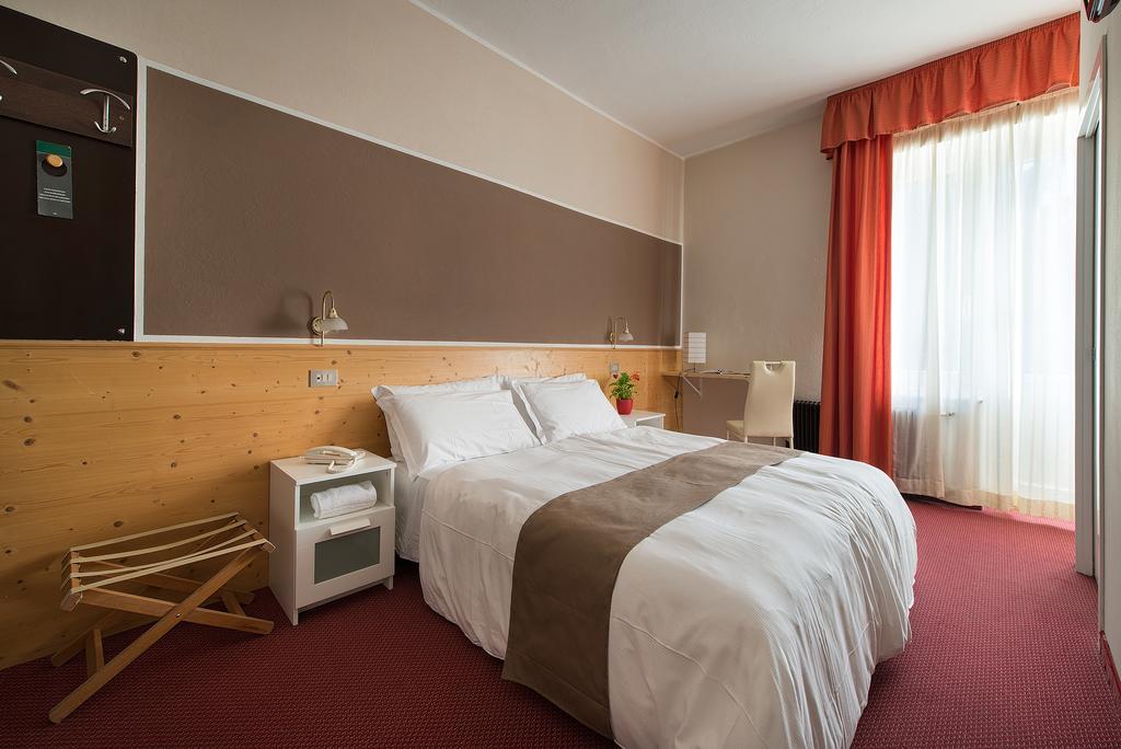 Hotel Aurora Monclassico Cameră foto