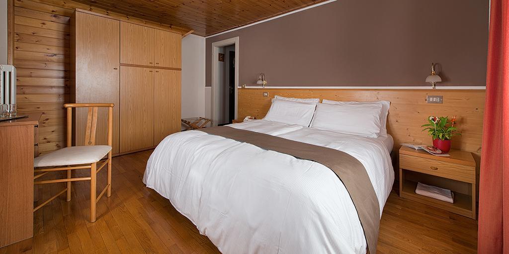 Hotel Aurora Monclassico Cameră foto