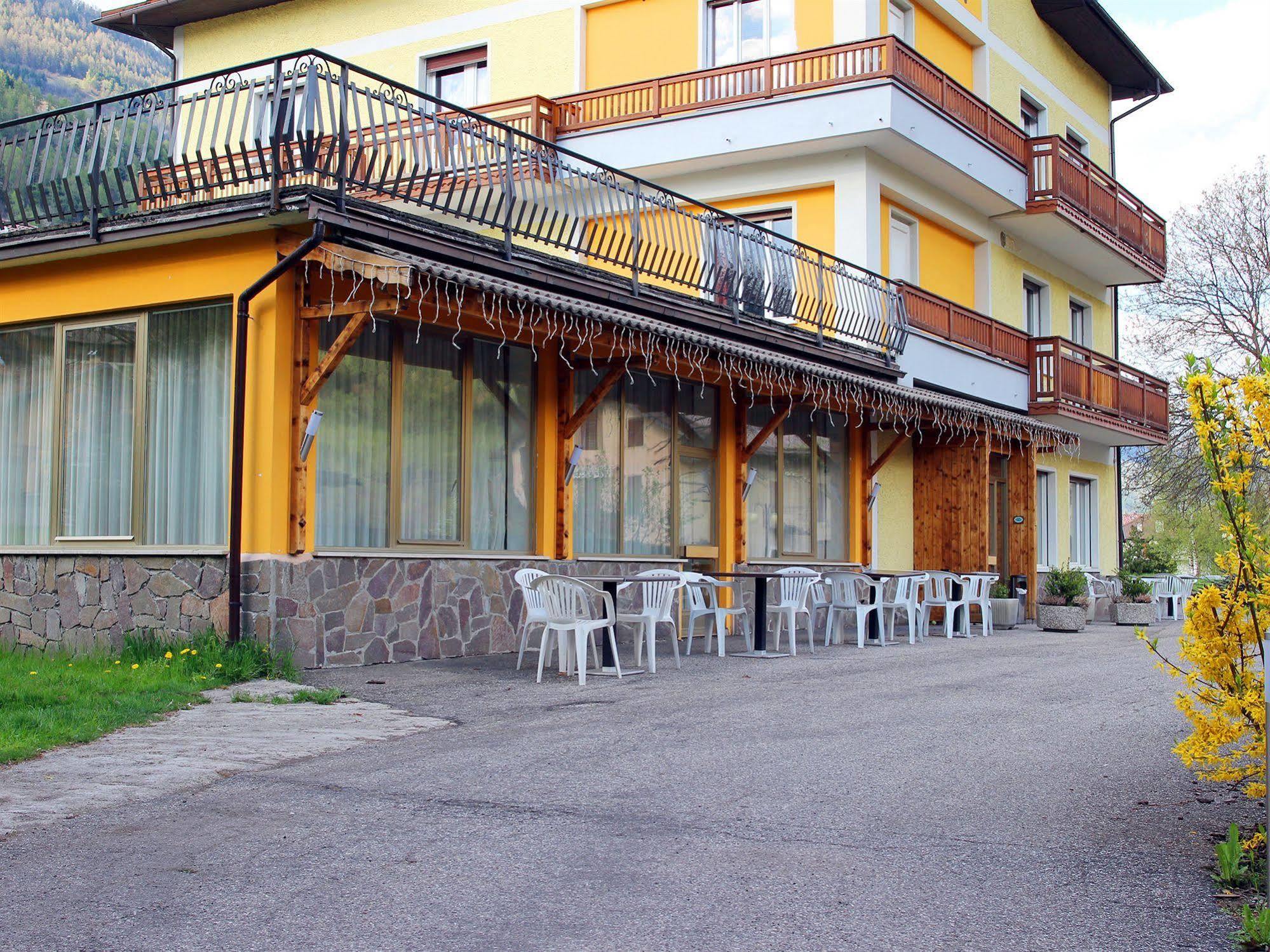 Hotel Aurora Monclassico Exterior foto
